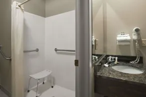 Super 8 by Wyndham Pocatello - Salle de bain