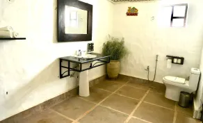 Hariyali Dhani Camps & Desert Resort With Swimming Pool, Near Jodhpur - Baño