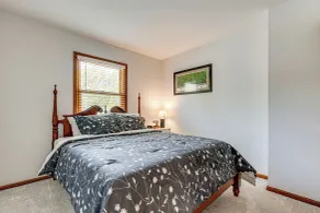 11 Mi to Dtwn Columbus: Peaceful Townhome w/ Yard! - Intérieur