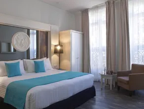 TRYP Paris Opéra - Vue de la chambre