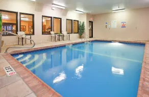 Holiday Inn Express Kansas City Liberty Missouri by IHG - Pool