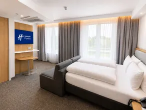 Holiday Inn Express Munich Airport - Erding by IHG - Room