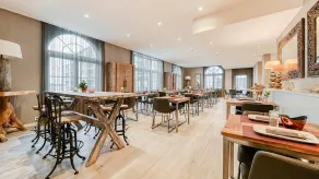 Acropolis - Luxury Appartments I Hotelservice and parking - Restaurante