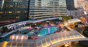 Vdara Studio Suite 011 Pool View FREE VALET Parking - Pool