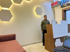 Hotel Govardhan Inn - Recepción