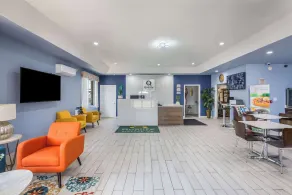 Quality Inn & Suites Suffolk - Hall