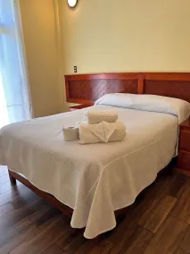 HOTEL RESTAURANT LOS PRISMAS - Rom