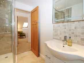Primrose Place - Bathroom