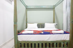 Lavish Exotic Hotel & Apartment - Room