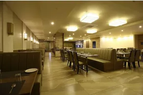 Sindhura Grand  - Restaurante