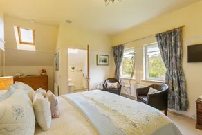 Dun Ard - Room