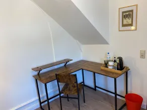 CG Haensch - Room