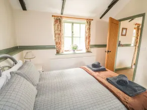 The Bull Pen - Room