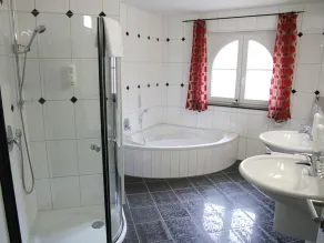 Hostellerie Bacher-Wögerbauer - Badezimmer
