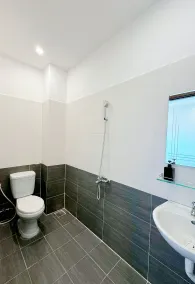 Ania Beachside Hotel Da Nang - Baño