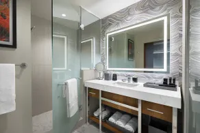 Hard Rock Hotel & Casino Sacramento - Bathroom