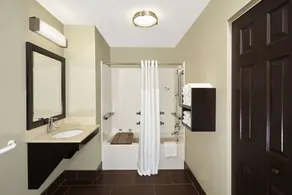 Staybridge Suites South Springfield by IHG - Salle de bain