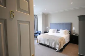 The George - Castletown Isle of Man - Room