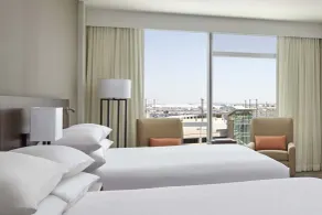 Calgary Airport Marriott In-Terminal Hotel - Vue de la chambre