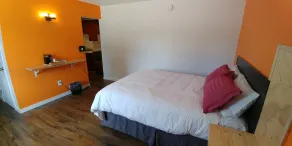 Motel Happy Salmon - Værelse