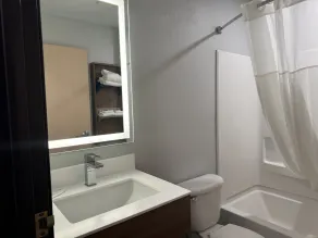 Microtel Inn and Suites Independence - Badezimmer