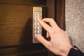 Palazzo Canetti Locarno - Piazza Grande - Suites & Rooms - Easy Self Check-In - Inchecknings- och utcheckningsdisk
