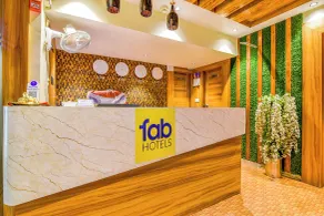 FabHotel Silver Inn - Reception