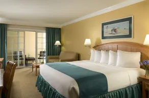 La Mer Beachfront Resort - Chambre