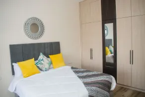 SILVERSTONE APARTMENTS -Modern Living 1 BR NEAR YAYA - GYM&POOL - Room
