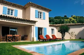 Résidence Lagrange Vacances Villas Le Carré Beauchêne - Piscina