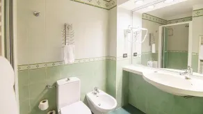 Bes Hotel Villa Zoia - Bathroom