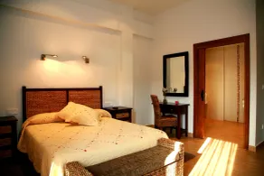 Usotegi - Room