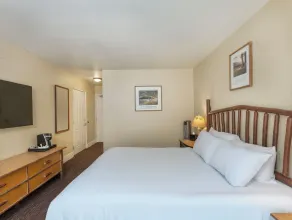 John Muir Lodge - Room
