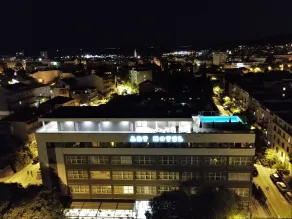 Art Hotel - Pool