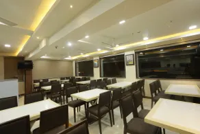 Hotel SRR Grand - Restaurant