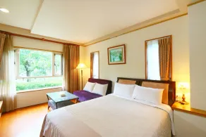 Yosemite Homestay - Room