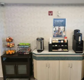 Motel 6-Grande Prairie, AB - Hall