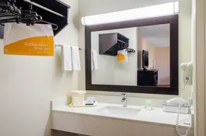 Quality Inn McComb - Badeværelse