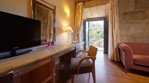 Eurostars Monumento Monasterio de San Clodio Hotel - Room