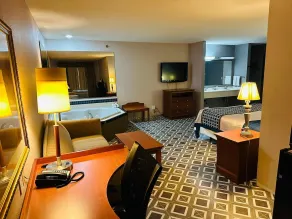 Royal Inn Suites - Rum