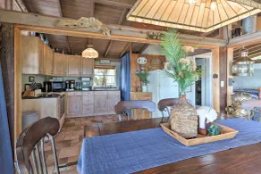 Riverfront Merritt Island Bungalow w/ Dock & Deck - Interiør