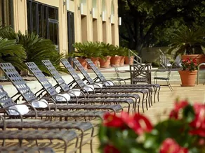 Austin Southpark Hotel - Pool