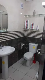 luxo barato apart no coração de Tânger com wifi - Casa de banho