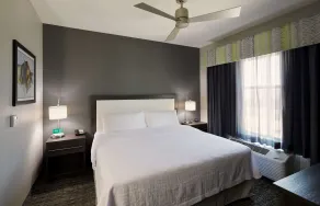 Homewood Suites by Hilton Topeka - Chambre