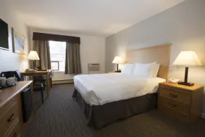 Tower Inn & Suites - Værelse