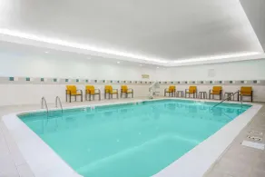 Sonesta Essential Junction City - Piscine