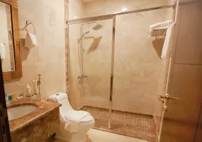Karam Al Balad Hotel - Bathroom