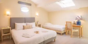 Hôtel Les Armoiries, Valbonne - Chambre