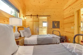 Mountain Home Cabin Rental w/ Fire Pit! - Interior