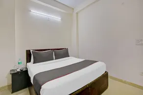 Hotel Royal Avenue By F9 Hotels - Room